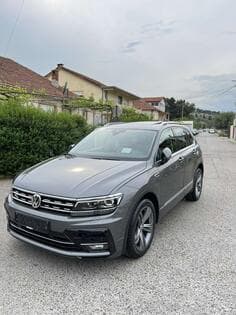 Volkswagen - Tiguan -  R line..4 motion..kraj 2019 god